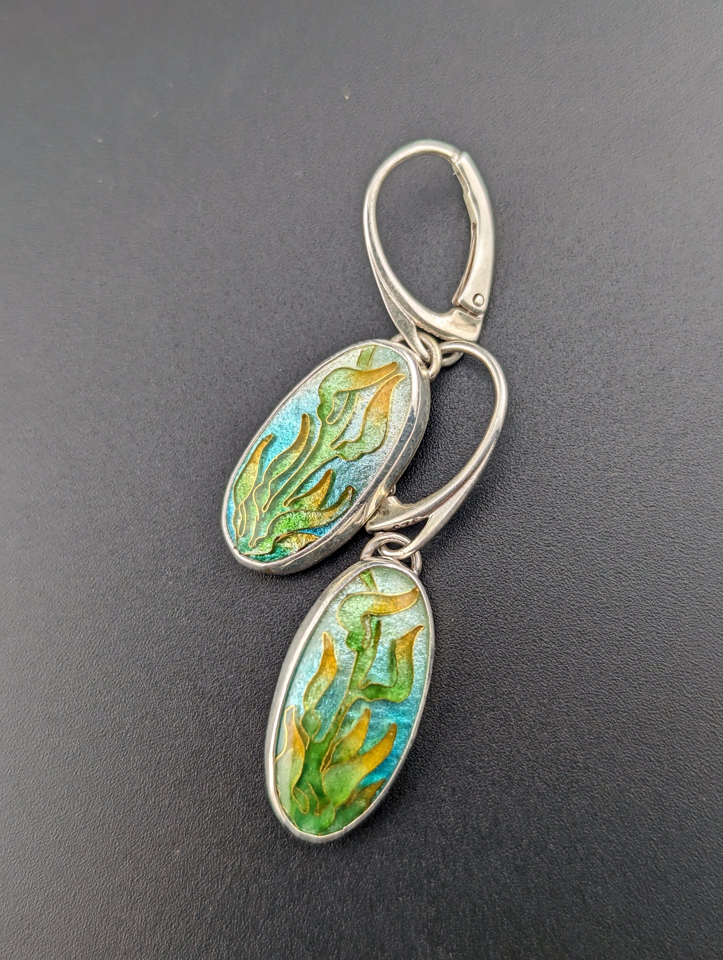 Oval Giant Kelp Earring