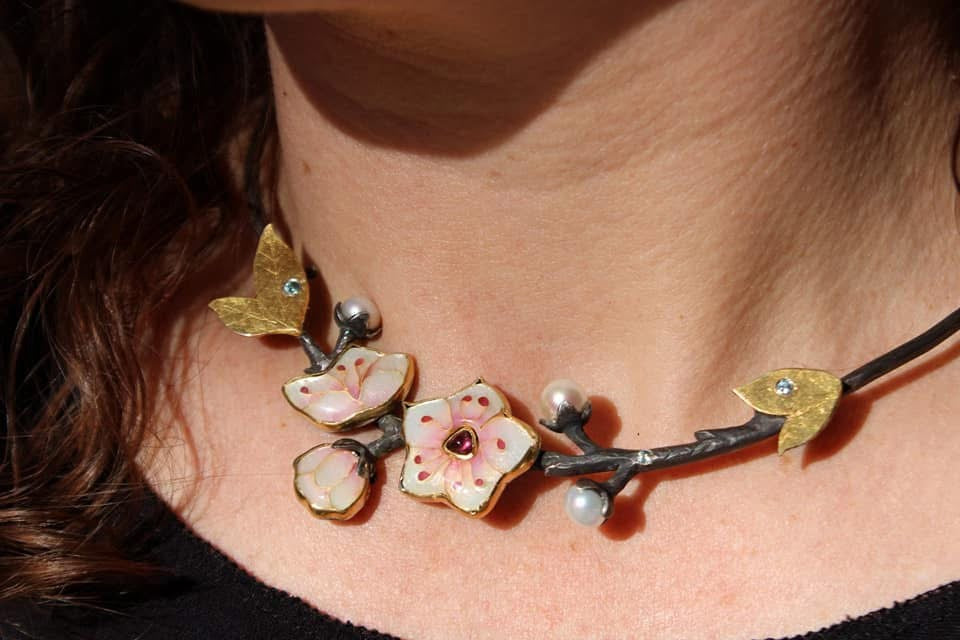 Pearl Blossom Collar